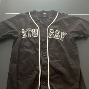 Black Stussy baseball tee